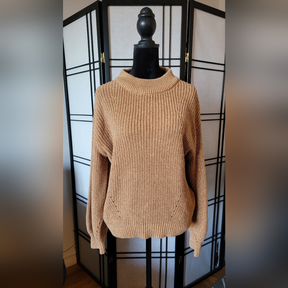 H&M Women's Sweater Tan
